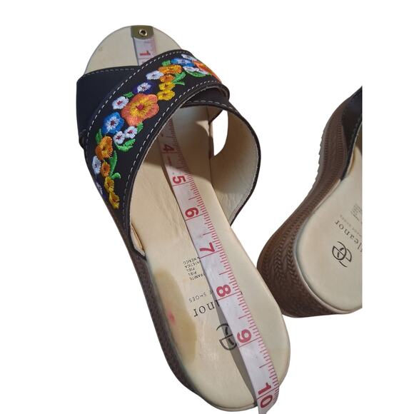 Elleanor Embroidered Whimsy Leather Platform Sandals Women's size 9½ Handmade - Picture 5 of 11
